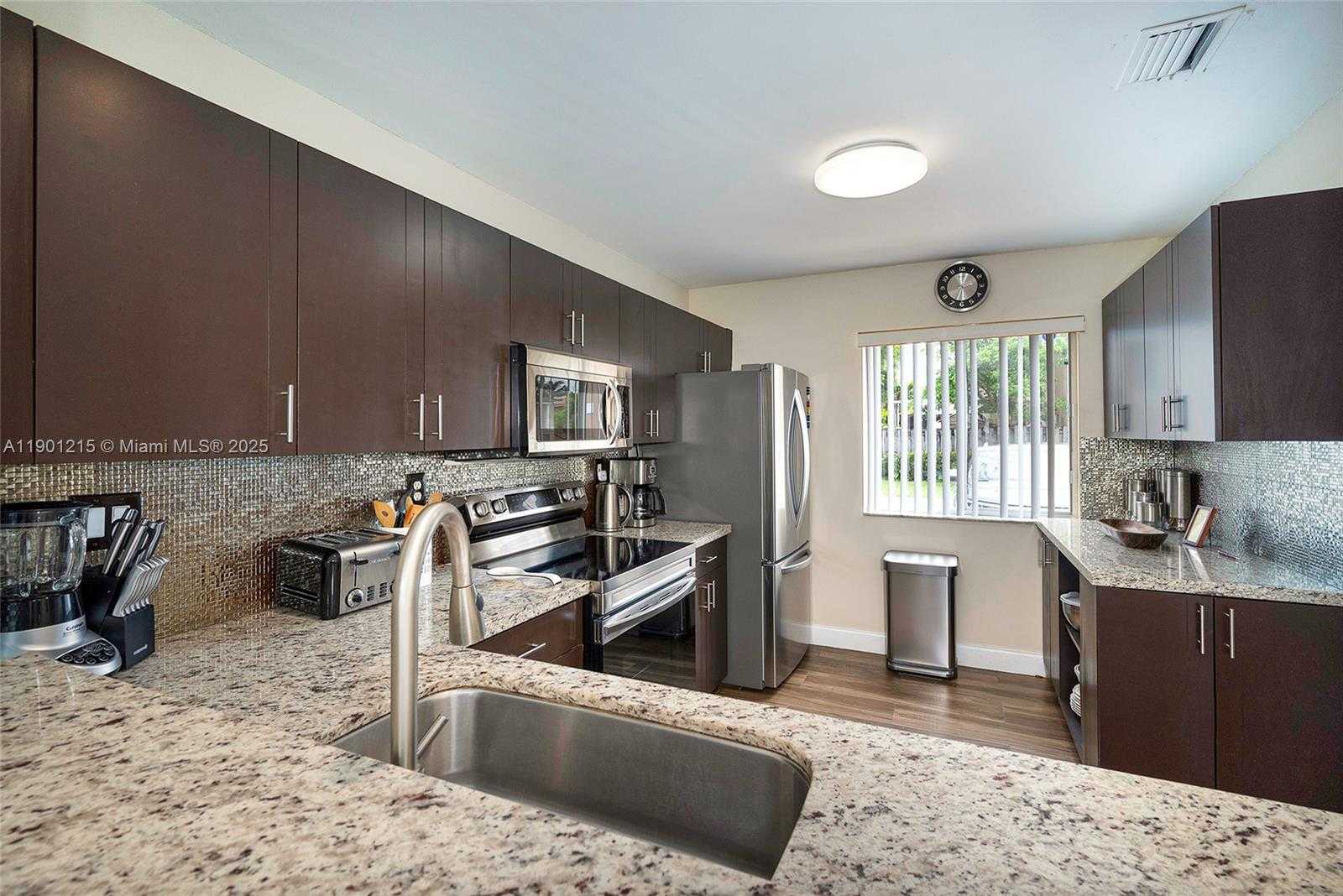 Small Image of 13923 SOUTH WEST 177TH ST #13923, Miami Number 9