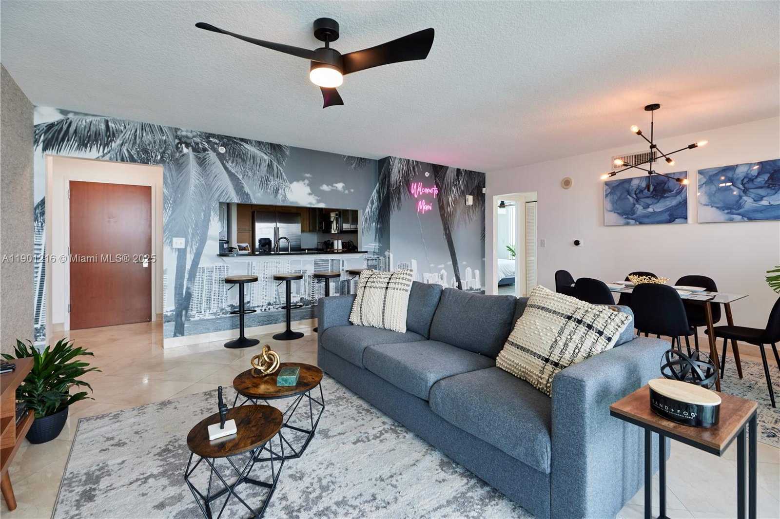 Small Image of 31 SOUTH EAST 5TH ST #3201, Miami Number 2