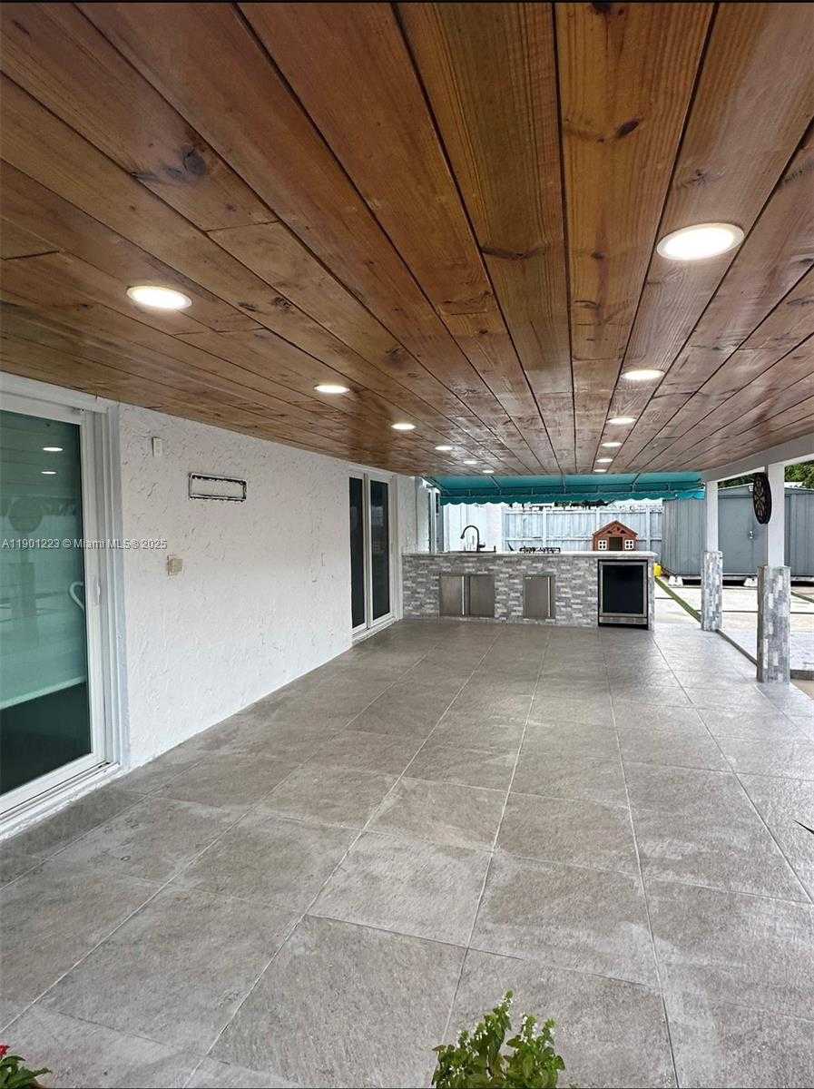 Small Image of 20521 SOUTH WEST 125TH AVE, Miami Number 12