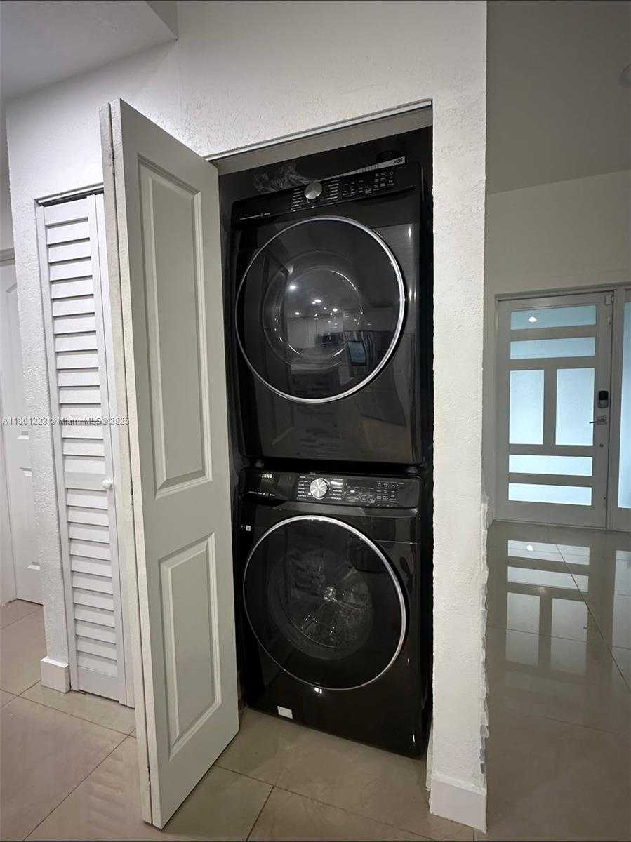 Small Image of 20521 SOUTH WEST 125TH AVE, Miami Number 4