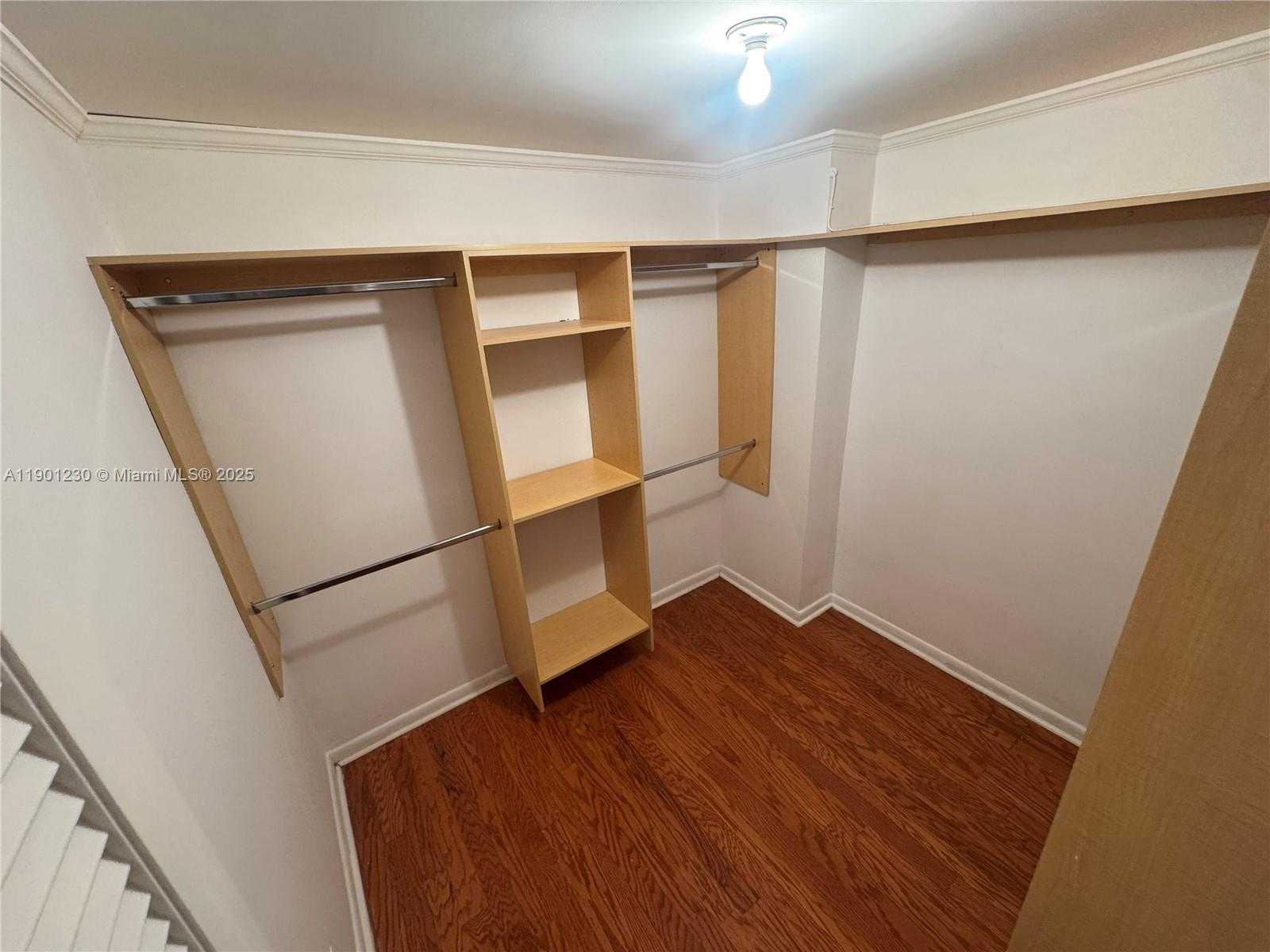 Small Image of 5255 COLLINS AVE #11B, Miami Beach Number 13