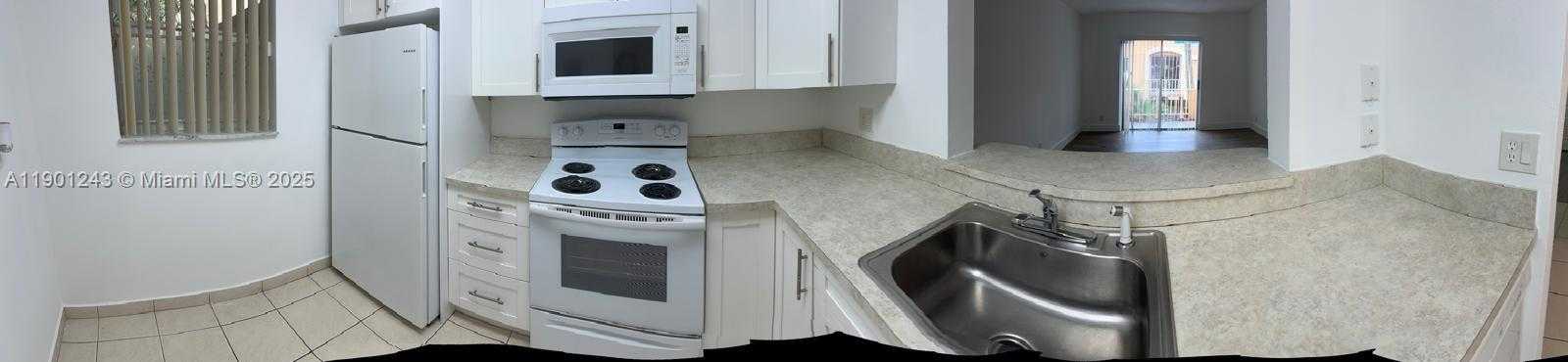 Small Image of 18101 NORTH WEST 68TH AVE #E210, Hialeah Number 5