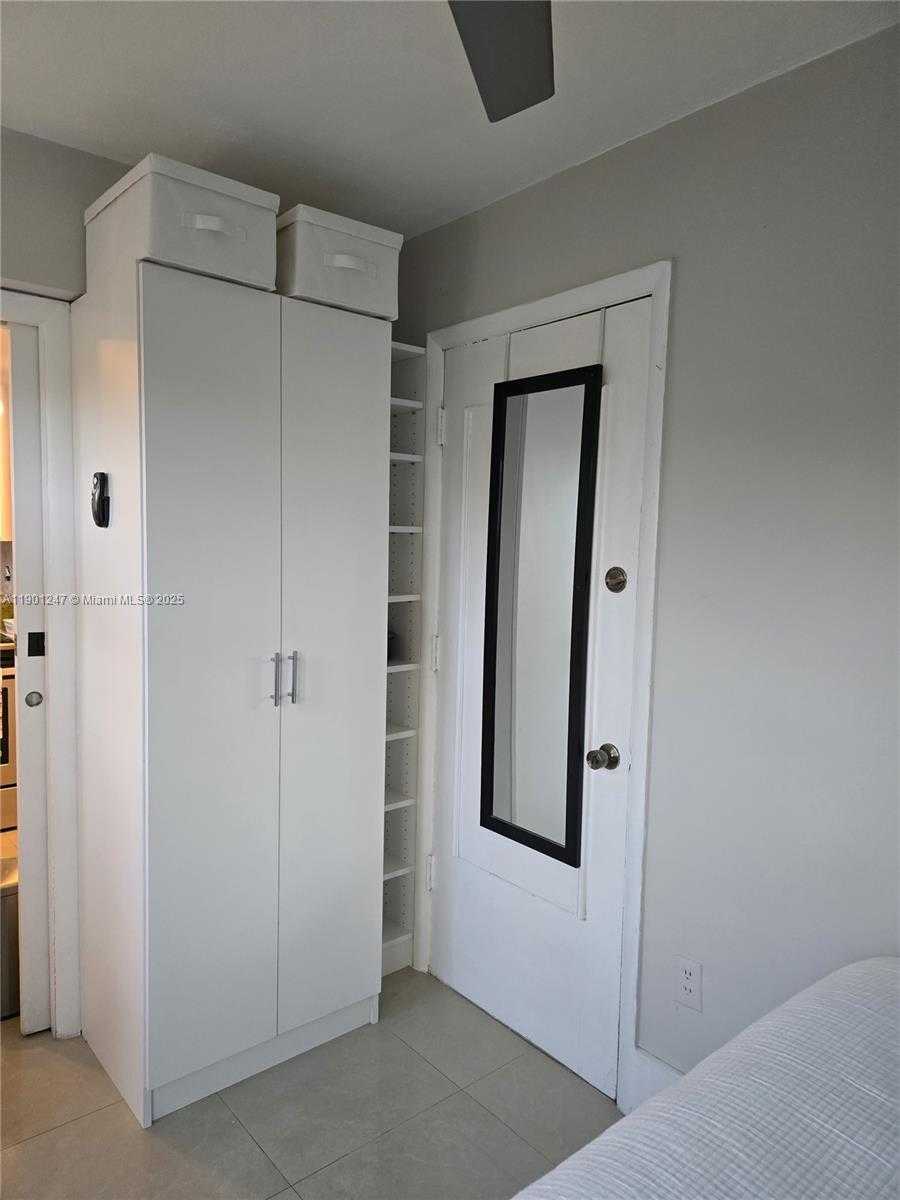 Small Image of 1498 JEFFERSON AVE #405, Miami Beach Number 16