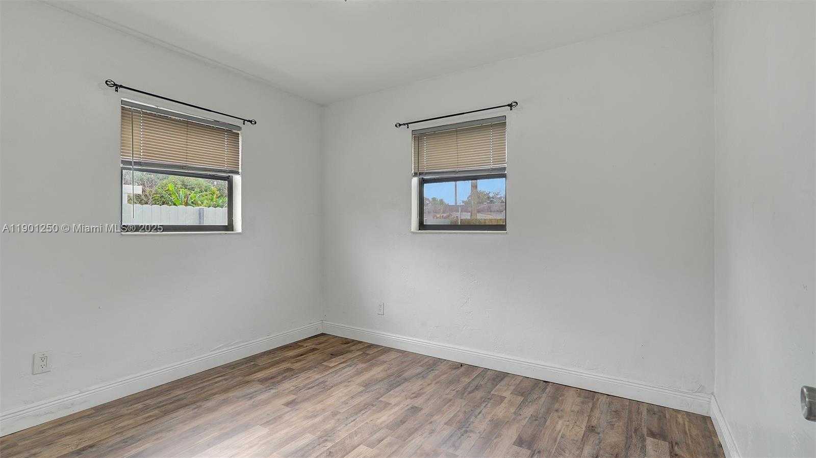 Small Image of 6408 GRANT CT, Hollywood Number 3