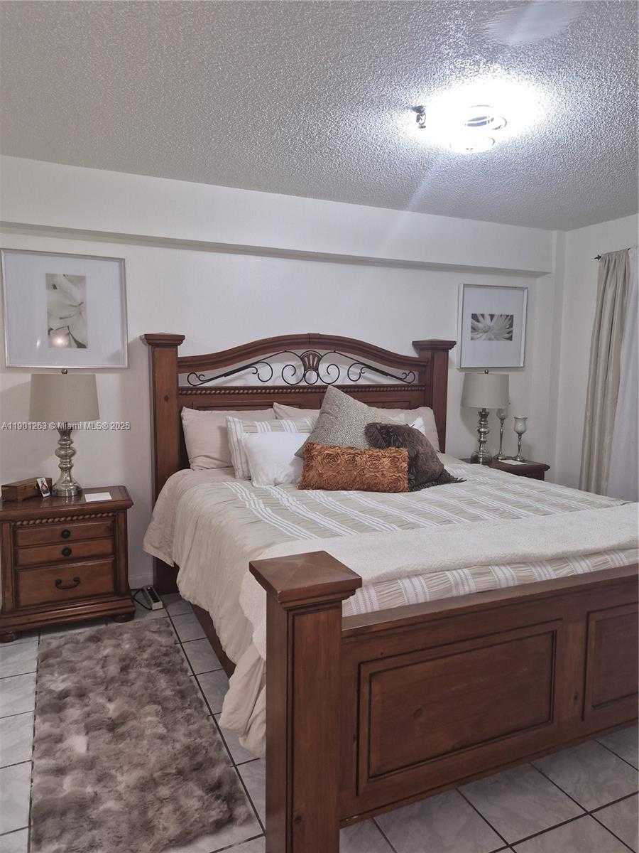 Small Image of 201 180TH DR #411, Sunny Isles Beach Number 15