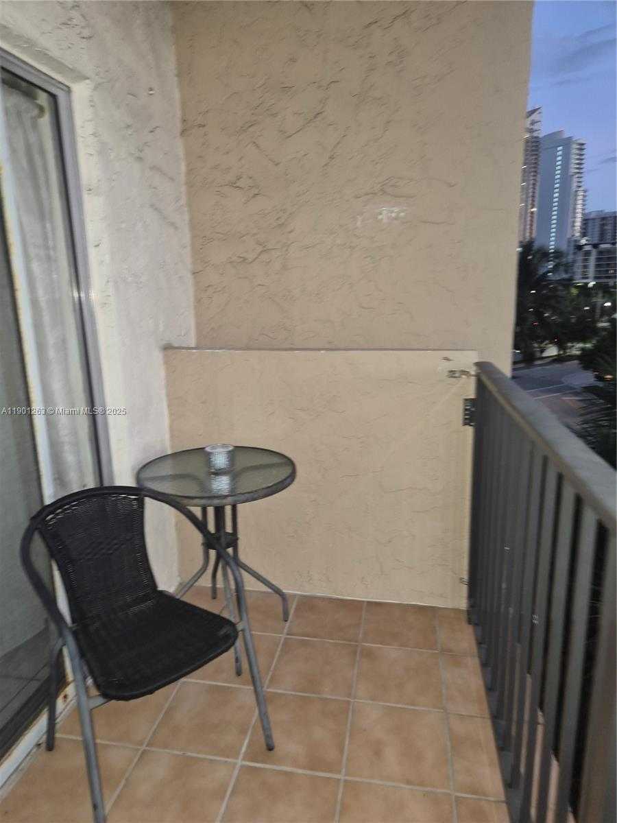 Small Image of 201 180TH DR #411, Sunny Isles Beach Number 26