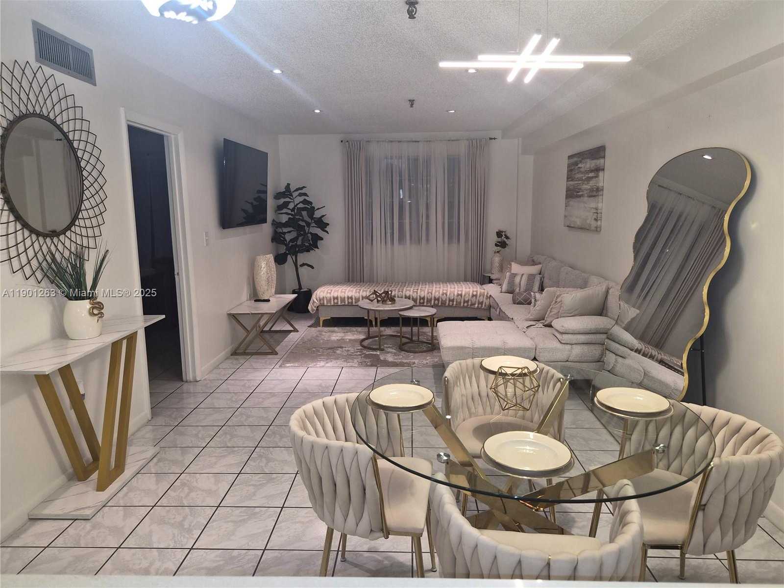 Small Image of 201 180TH DR #411, Sunny Isles Beach Number 5