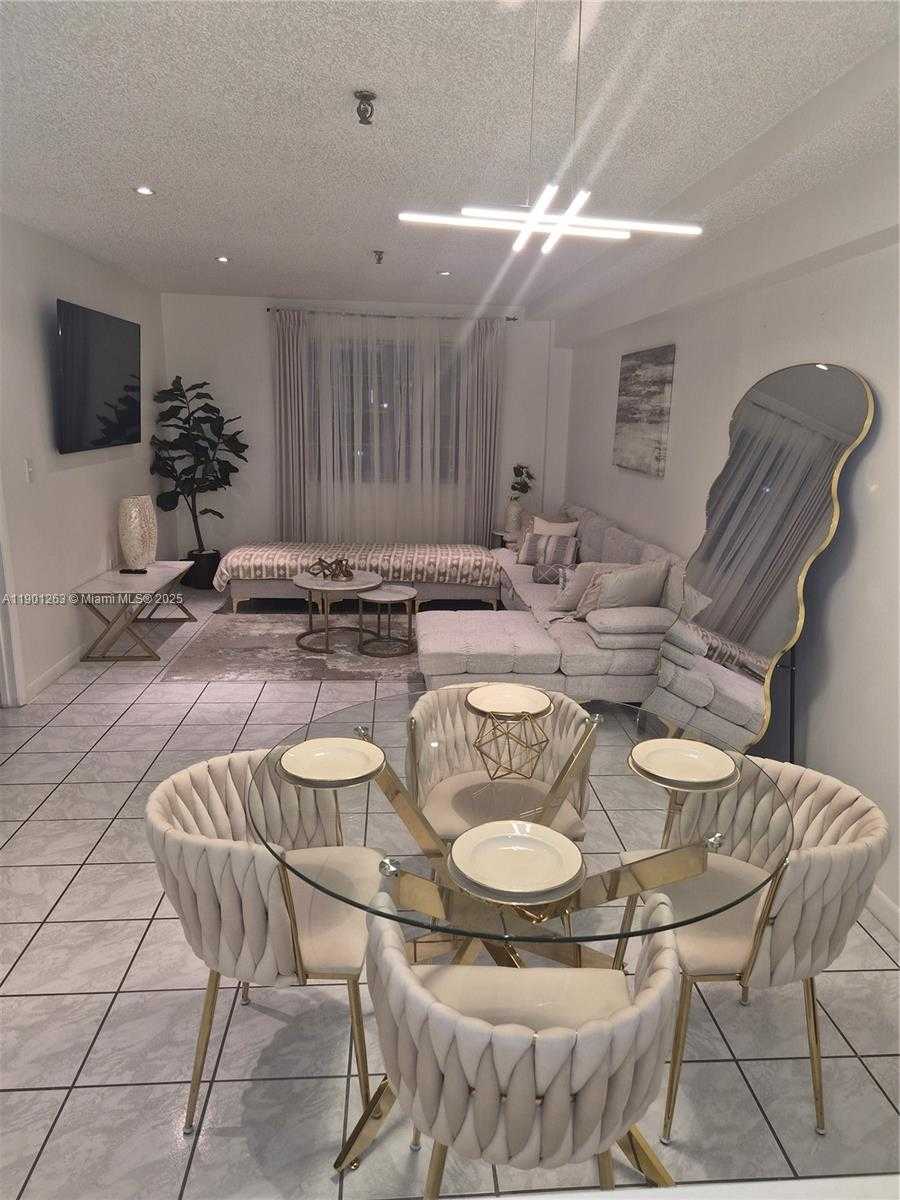 Small Image of 201 180TH DR #411, Sunny Isles Beach Number 6