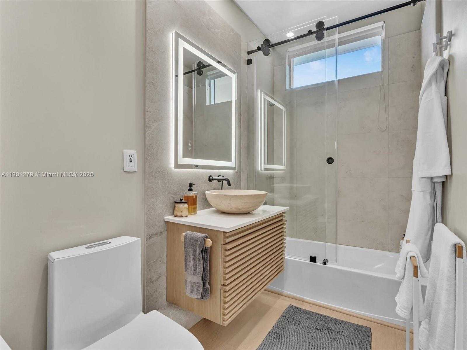 Small Image of 7934 WEST DR #1201, North Bay Village Number 43