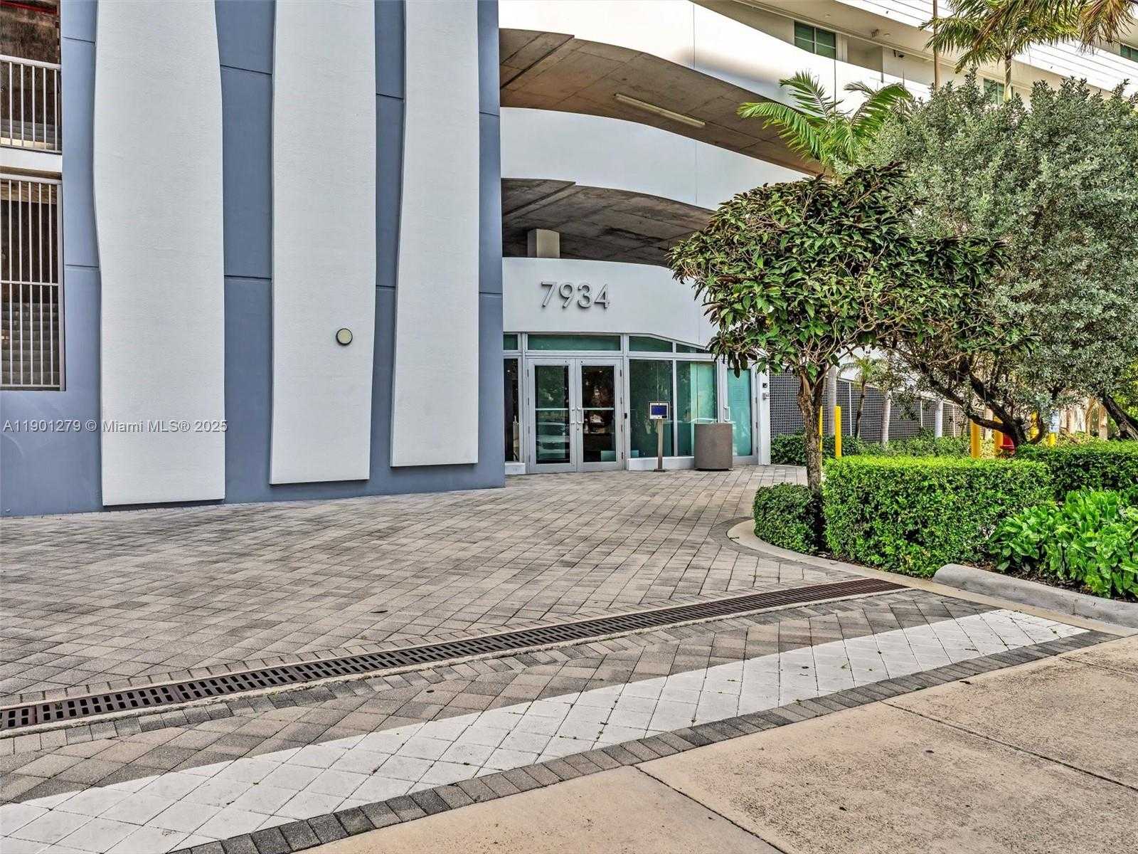 Small Image of 7934 WEST DR #1201, North Bay Village Number 78