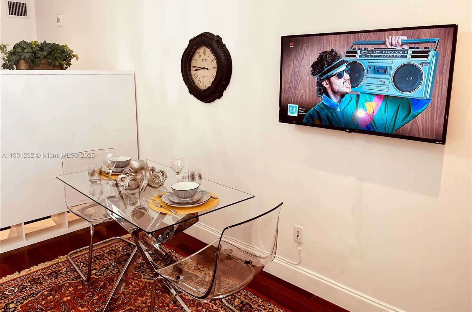 Small Image of 1340 DREXEL AVE #406, Miami Beach Number 13