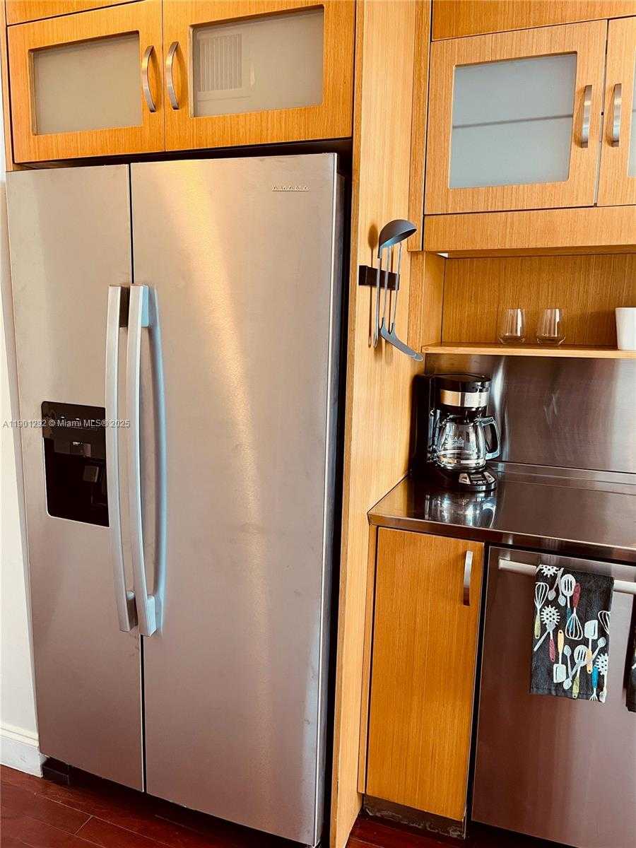 Small Image of 1340 DREXEL AVE #406, Miami Beach Number 20