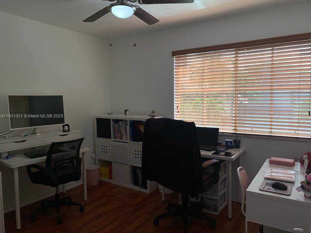 Small Image of 14804 SOUTH WEST 155TH PL #14804, Miami Number 12