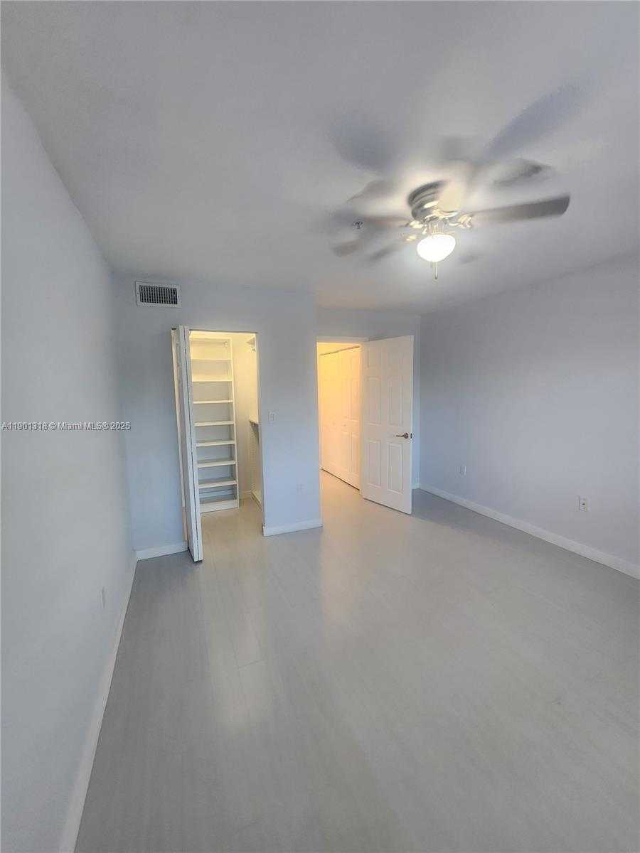 Small Image of 4440 NORTH WEST 107TH AVE #305-7, Doral Number 13