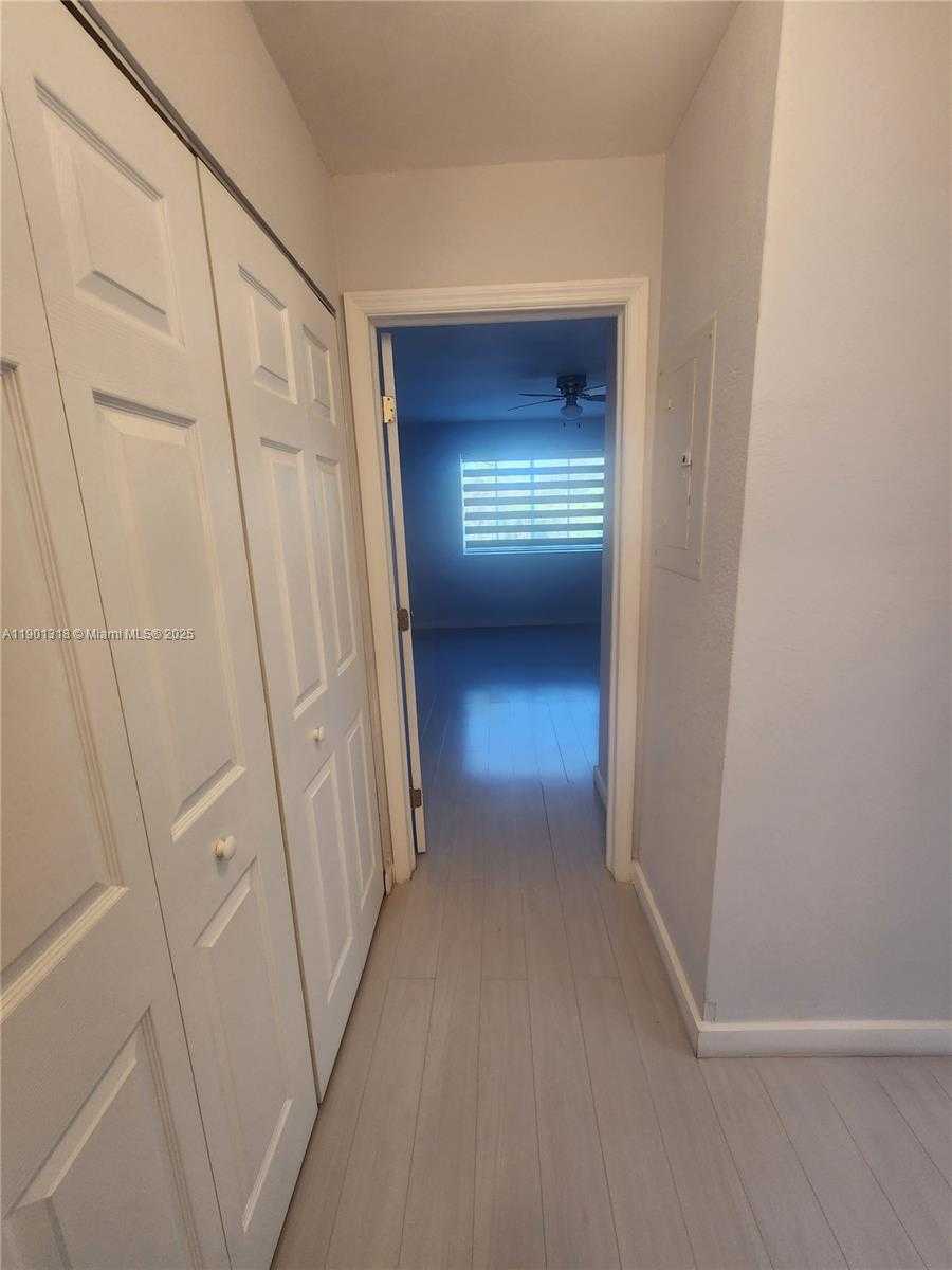 Small Image of 4440 NORTH WEST 107TH AVE #305-7, Doral Number 8