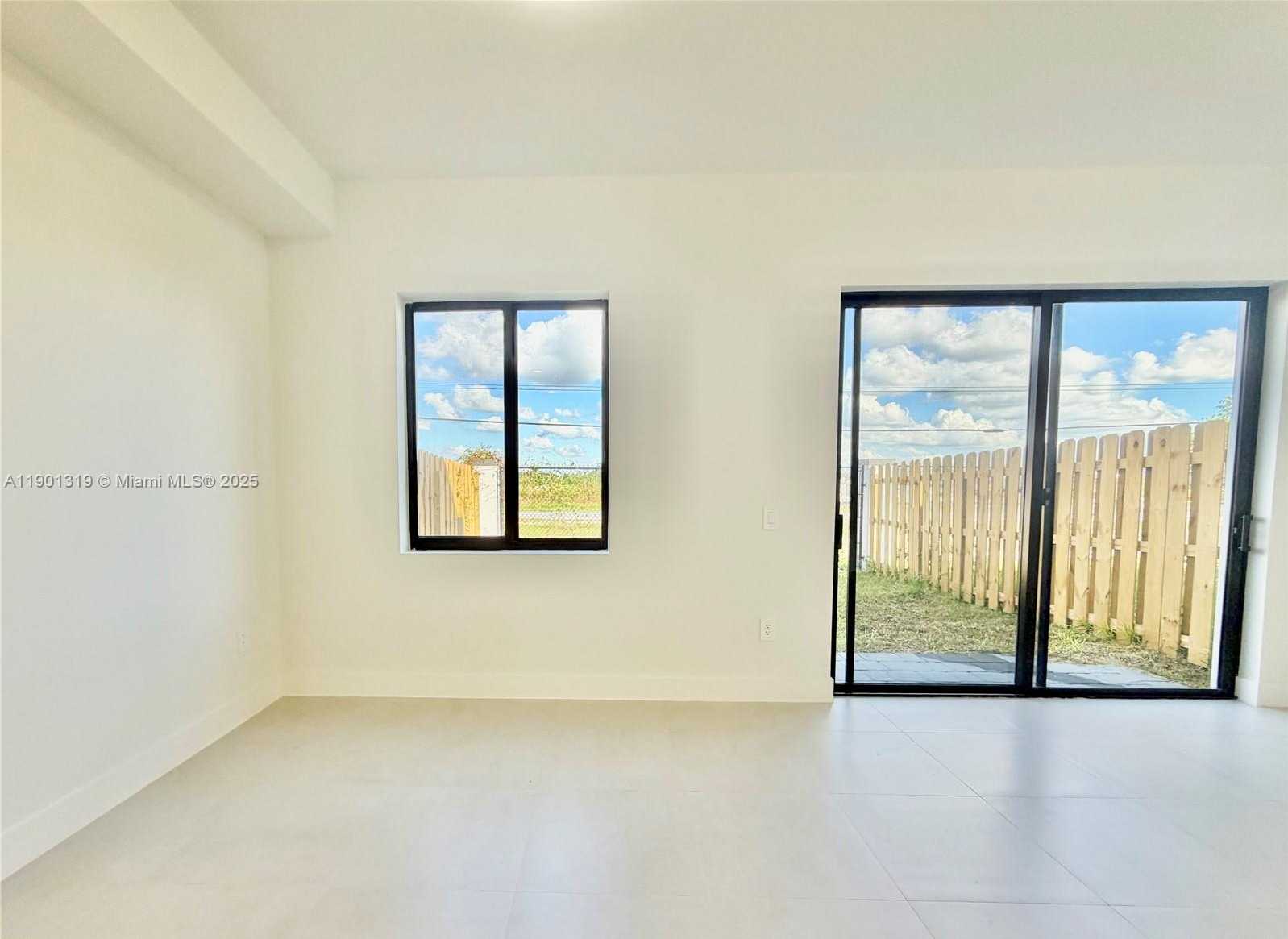 Small Image of 19113 SOUTH WEST 344 TER #19113, Miami Number 23