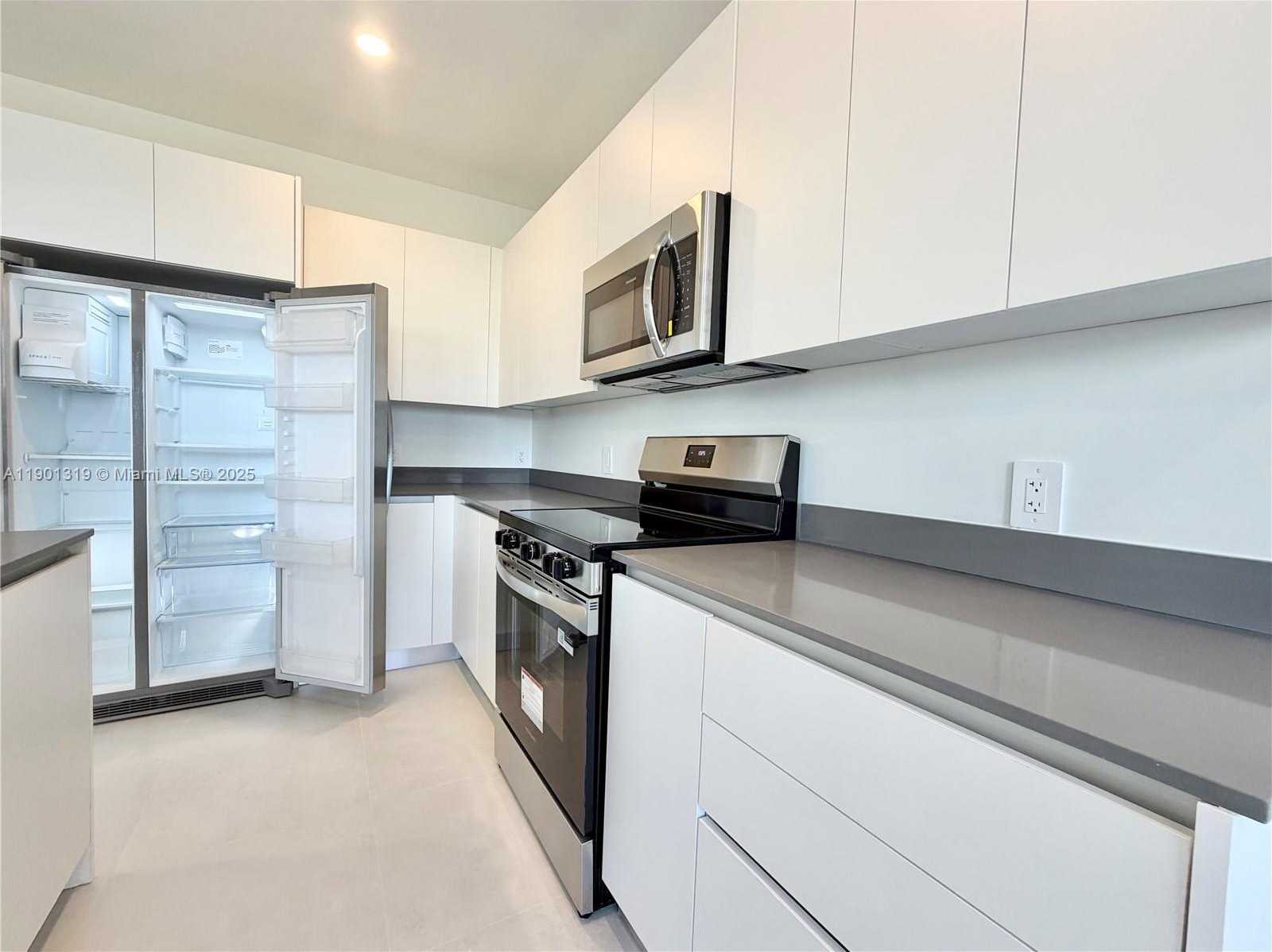 Small Image of 19113 SOUTH WEST 344 TER #19113, Miami Number 28