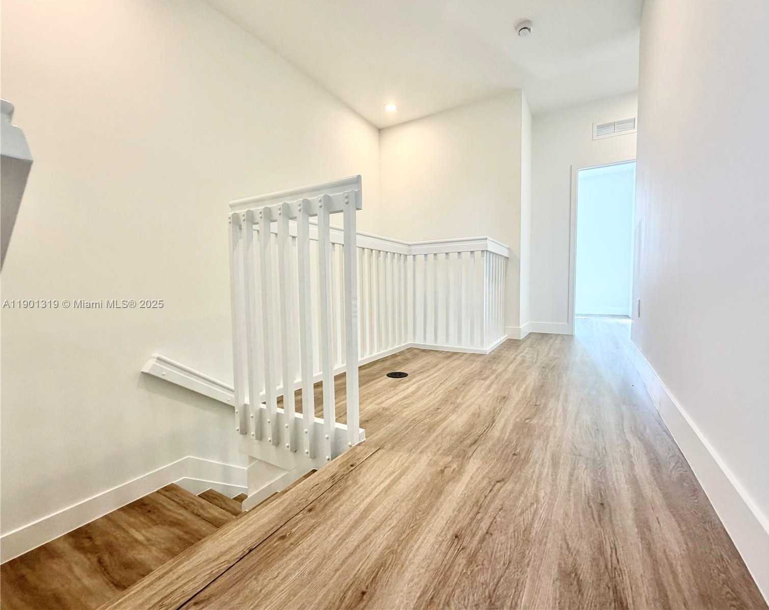 Small Image of 19113 SOUTH WEST 344 TER #19113, Miami Number 32