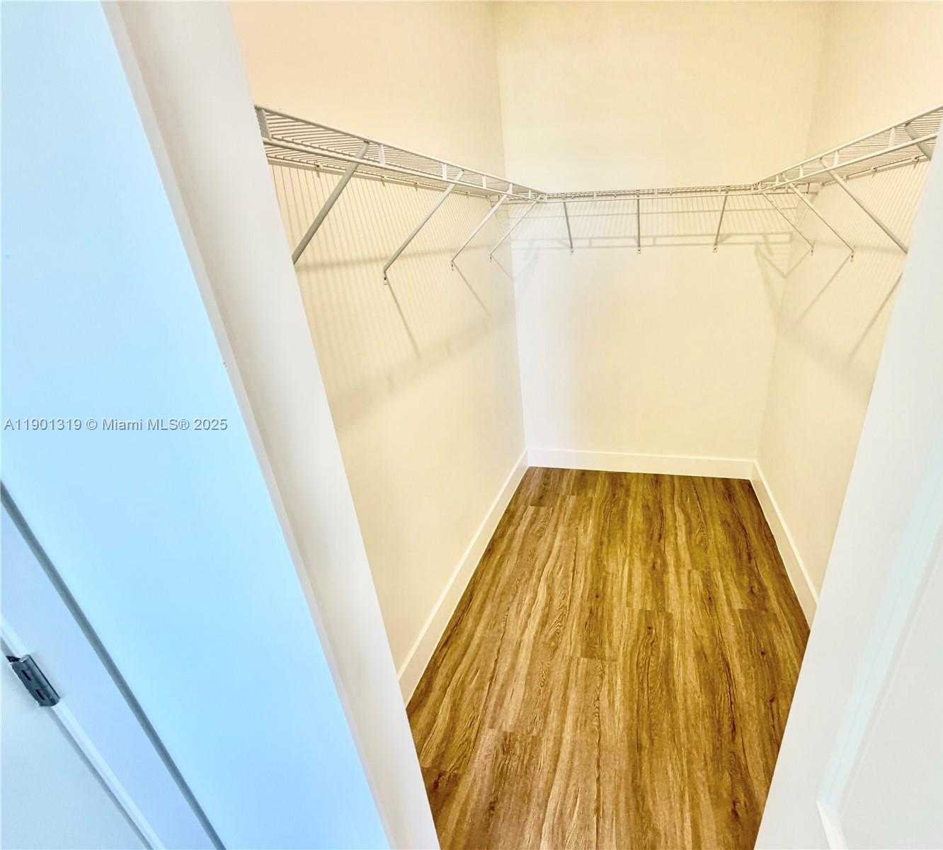 Small Image of 19113 SOUTH WEST 344 TER #19113, Miami Number 43