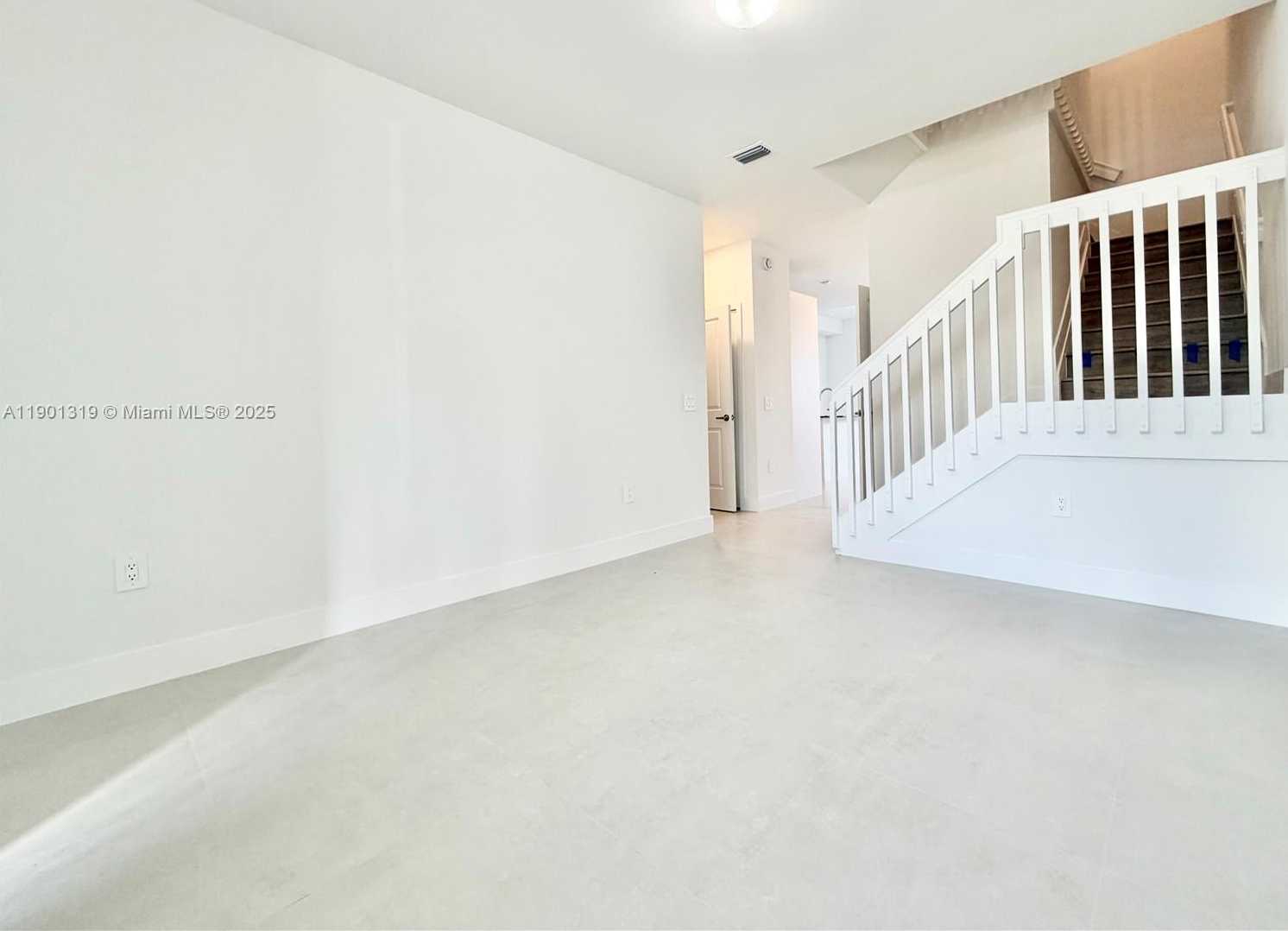 Small Image of 19113 SOUTH WEST 344 TER #19113, Miami Number 8