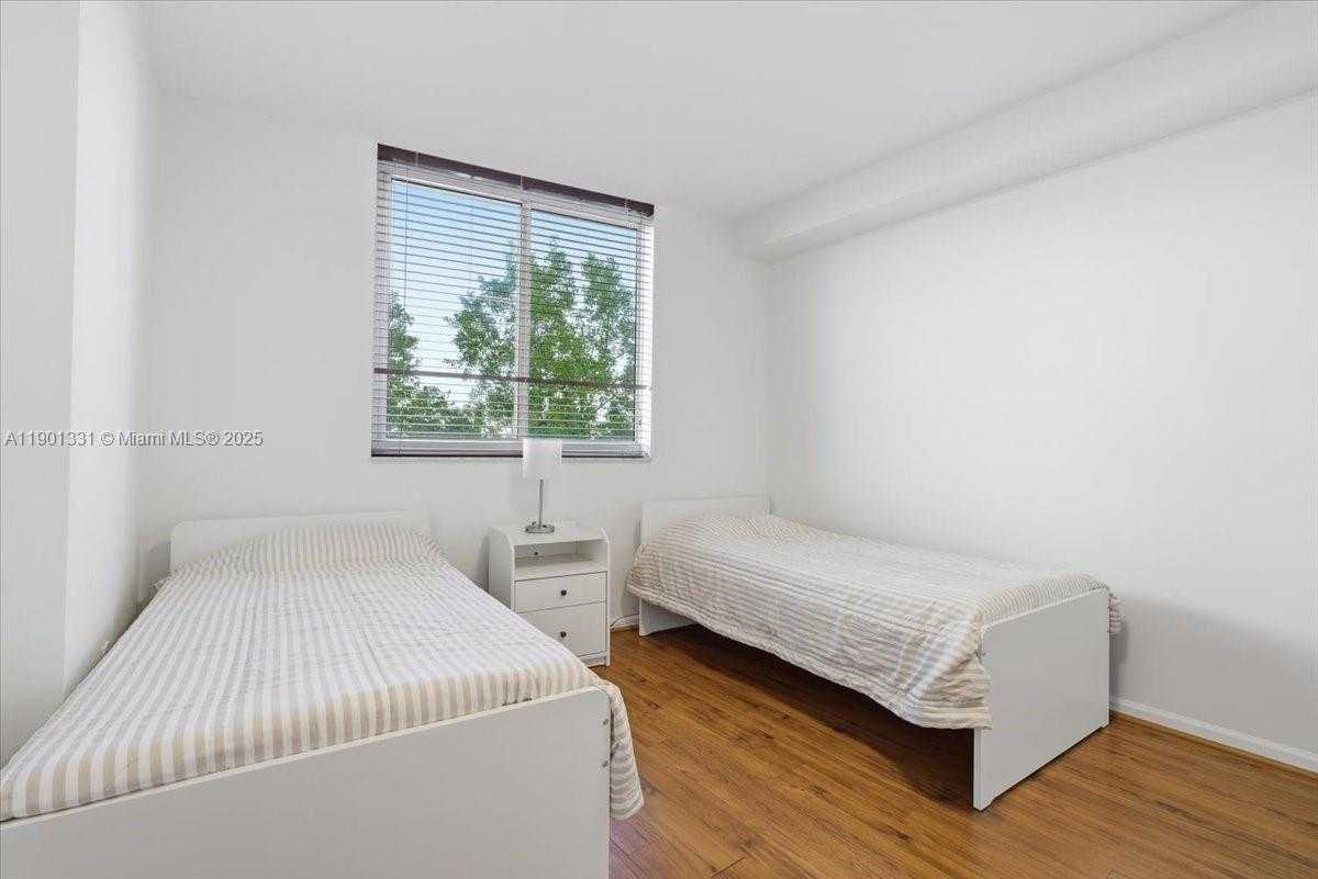 Small Image of 18800 NORTH EAST 29TH AVE #302, Aventura Number 34