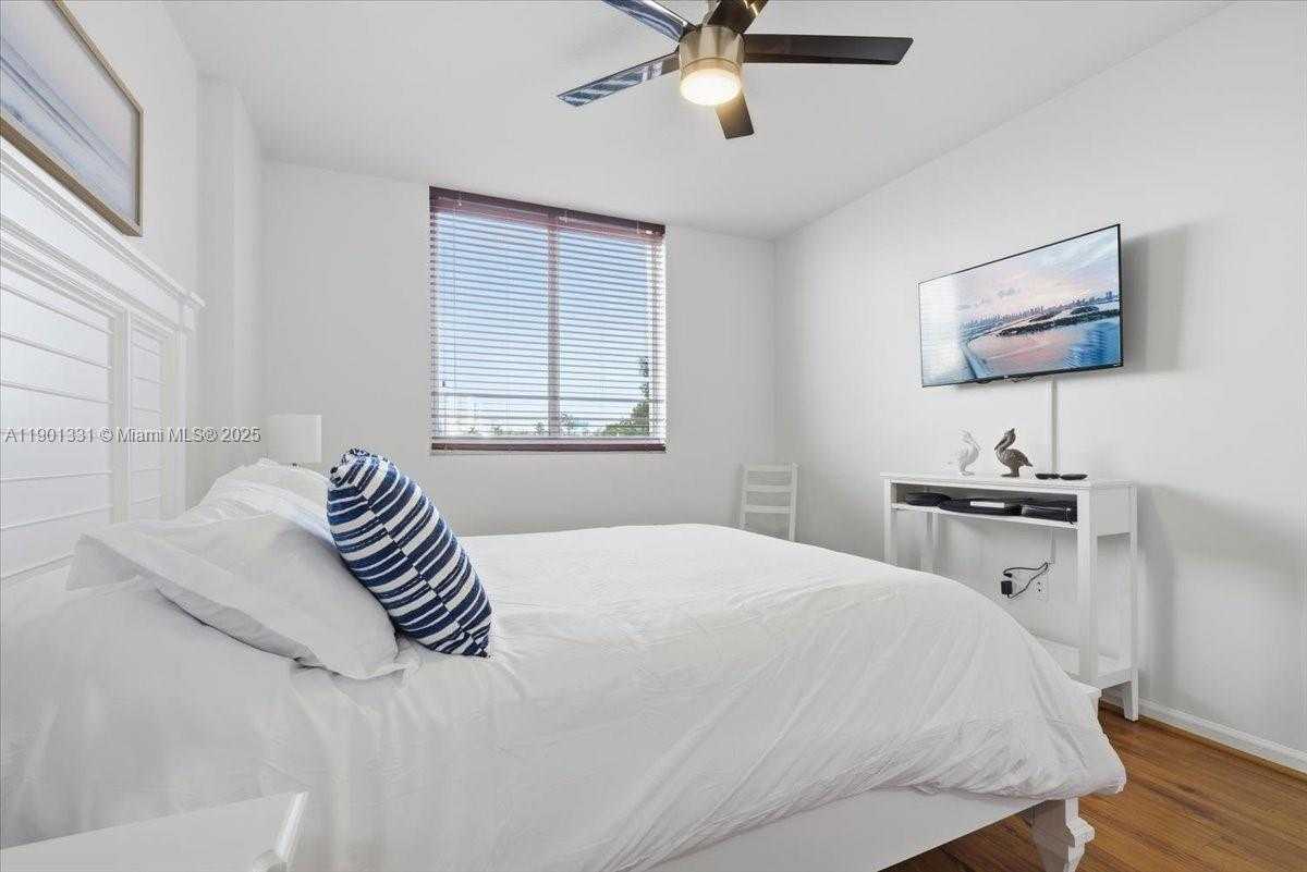 Small Image of 18800 NORTH EAST 29TH AVE #302, Aventura Number 38