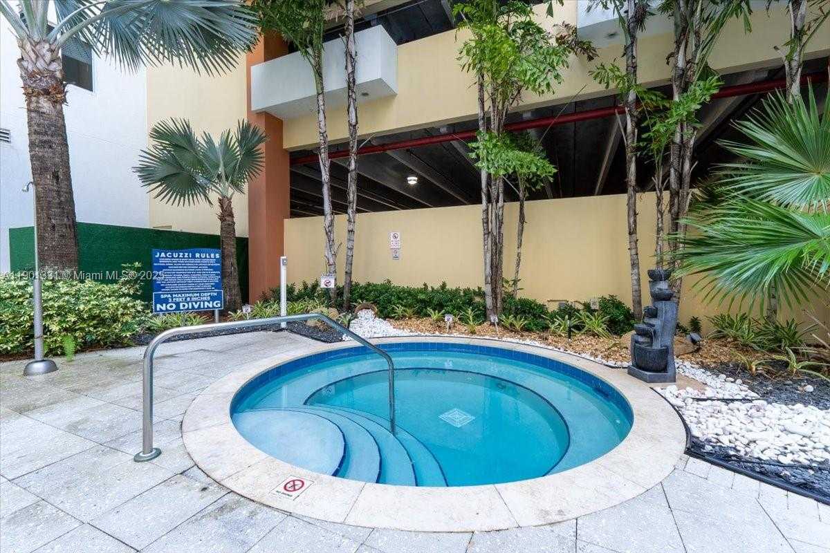 Small Image of 18800 NORTH EAST 29TH AVE #302, Aventura Number 8