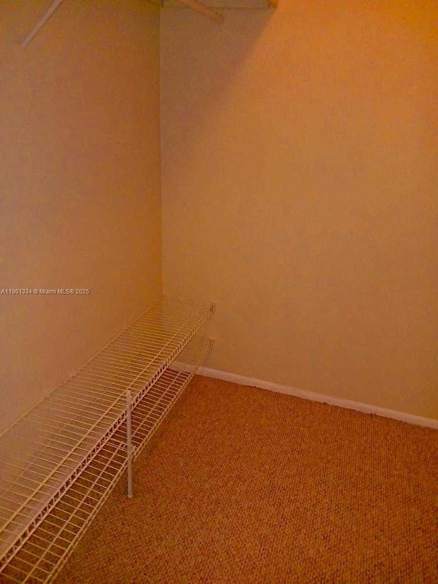 Small Image of 18051 NORTH WEST 68TH AVE #J102, Hialeah Number 10