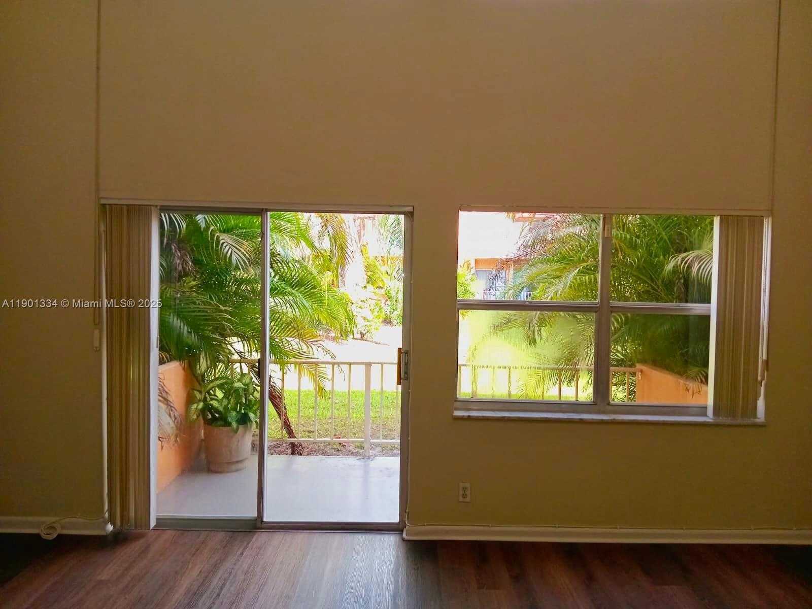 Small Image of 18051 NORTH WEST 68TH AVE #J102, Hialeah Number 14