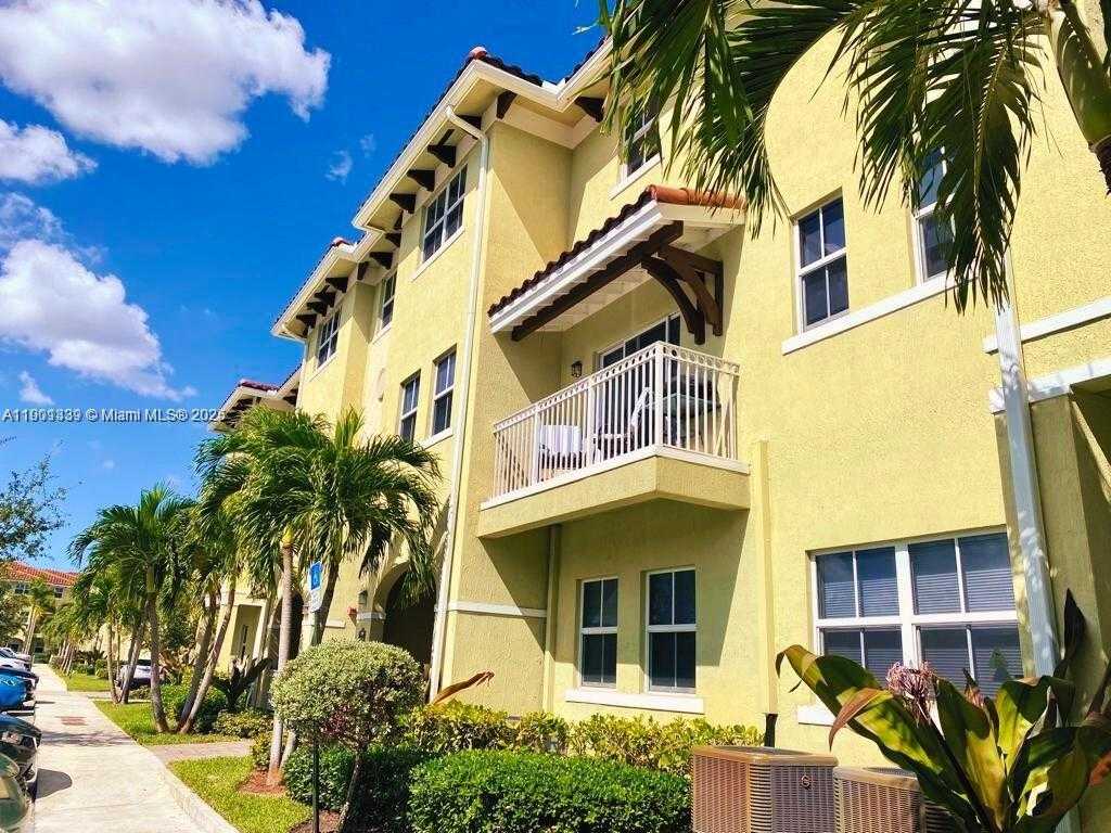 Small Image of 290 NORTH WEST 109TH AVE #208, Miami Number 1