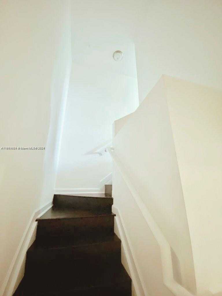 Small Image of 290 NORTH WEST 109TH AVE #208, Miami Number 14