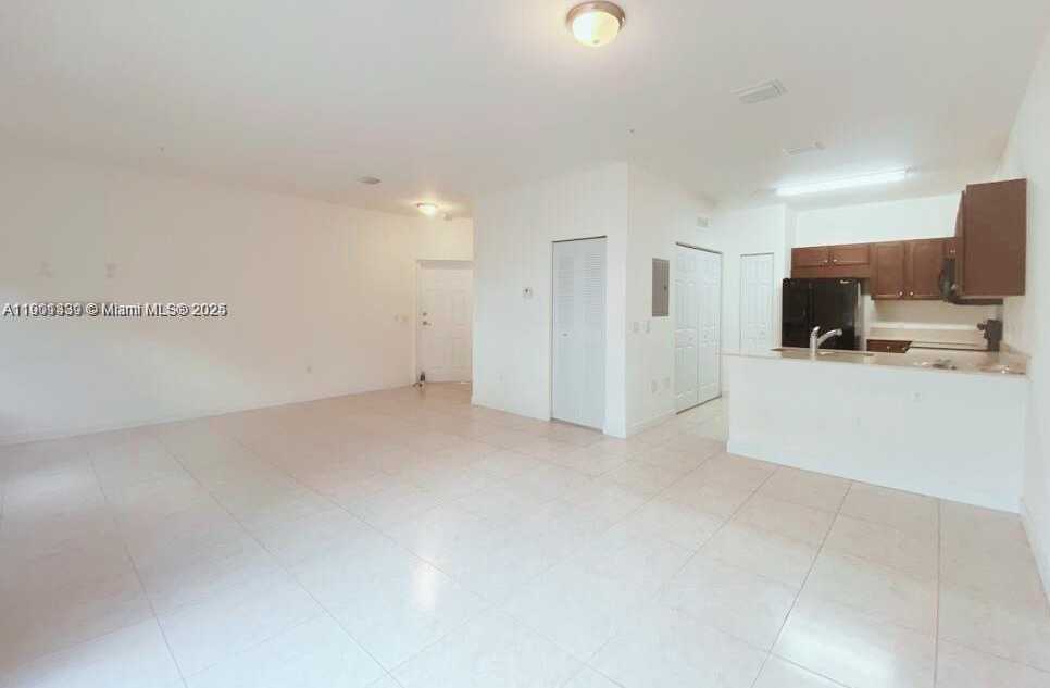 Small Image of 290 NORTH WEST 109TH AVE #208, Miami Number 3