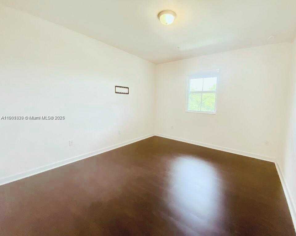 Small Image of 290 NORTH WEST 109TH AVE #208, Miami Number 6