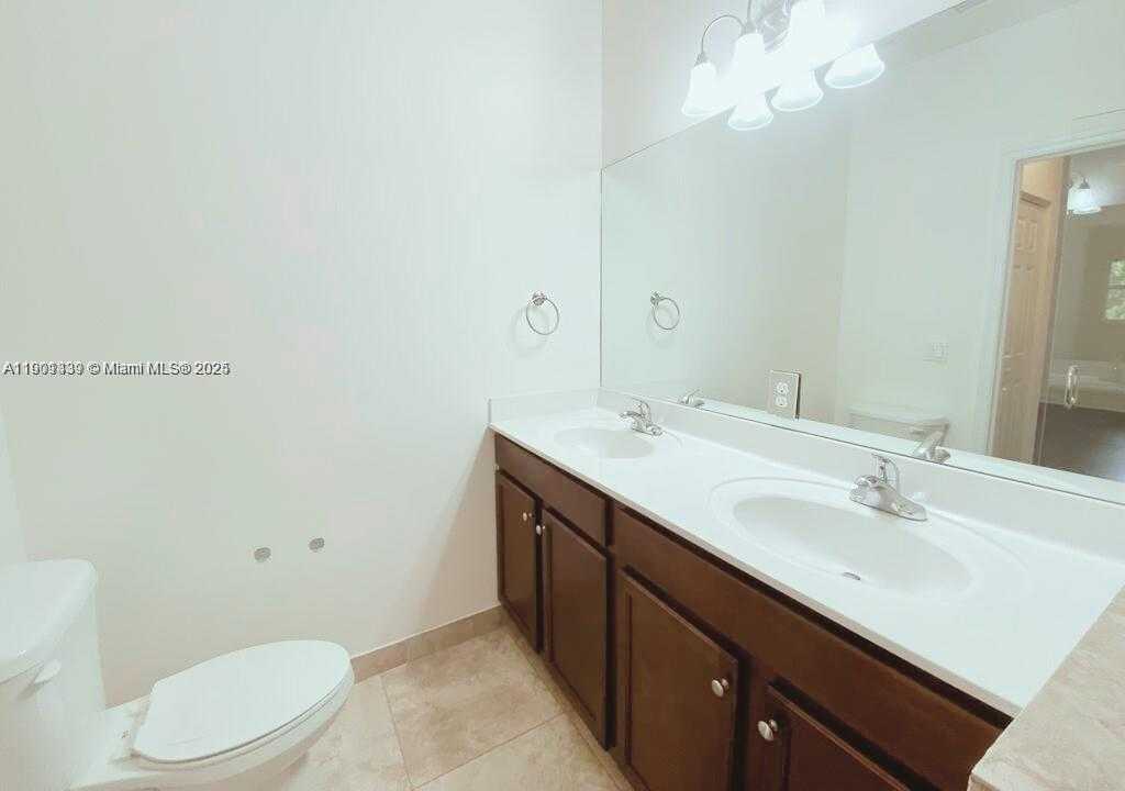Small Image of 290 NORTH WEST 109TH AVE #208, Miami Number 7