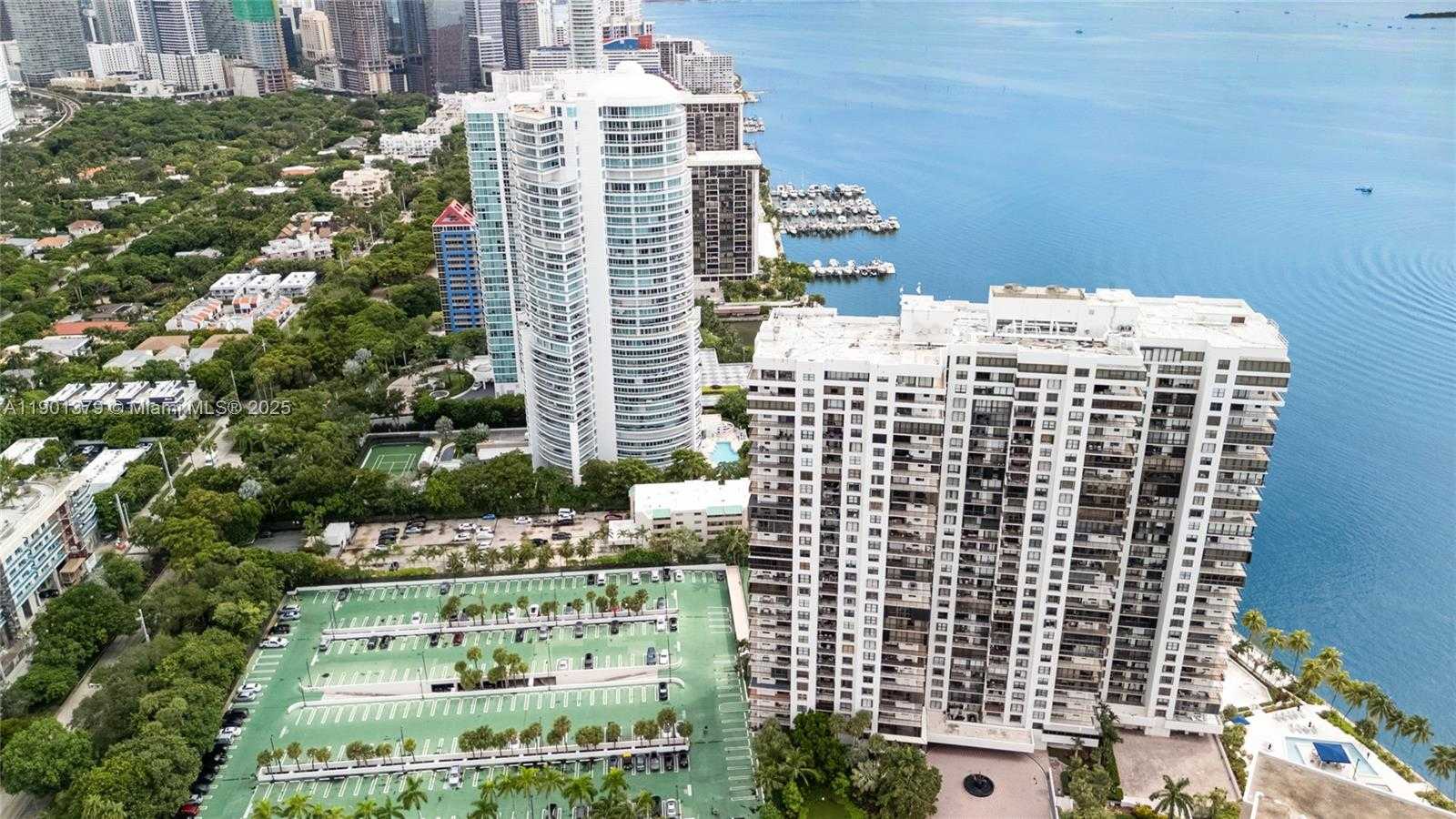 Small Image of 2333 BRICKELL AVE #1406, Miami Number 4