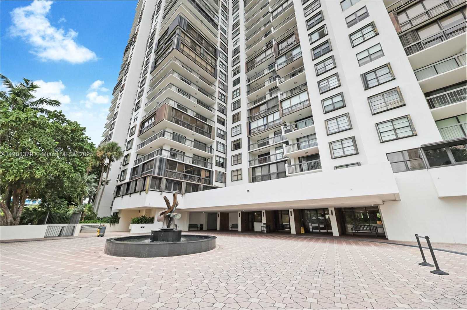 Small Image of 2333 BRICKELL AVE #1406, Miami Number 6