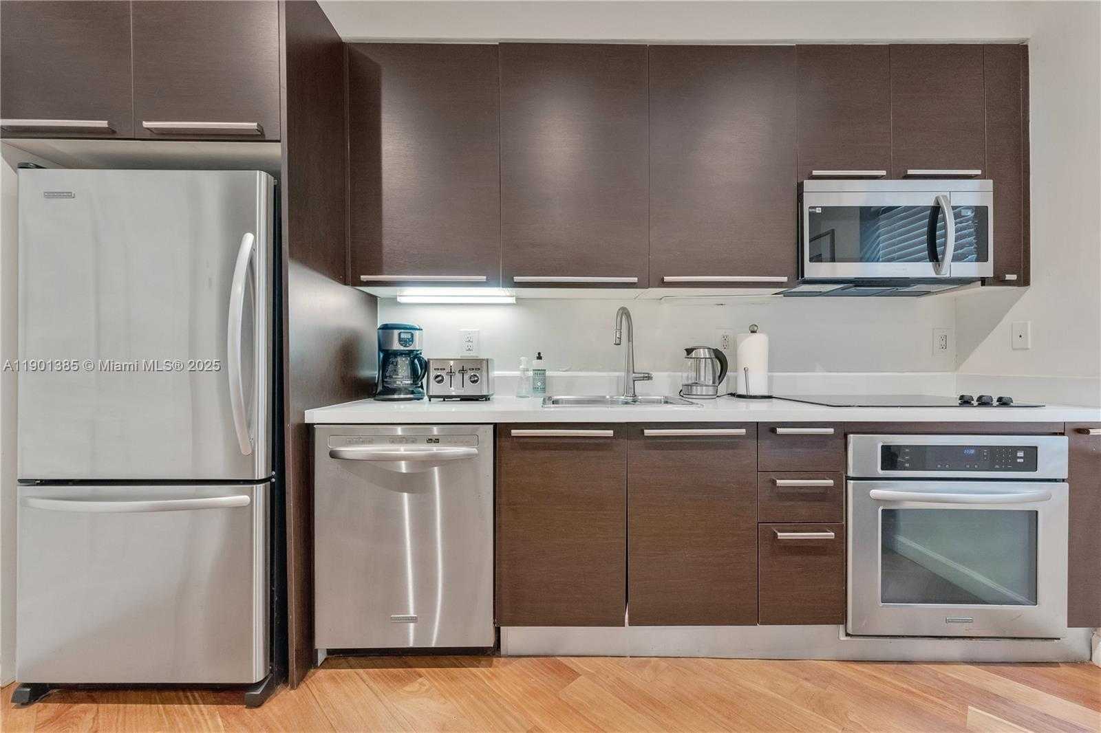 Small Image of 927 EUCLID AVE #6, Miami Beach Number 4