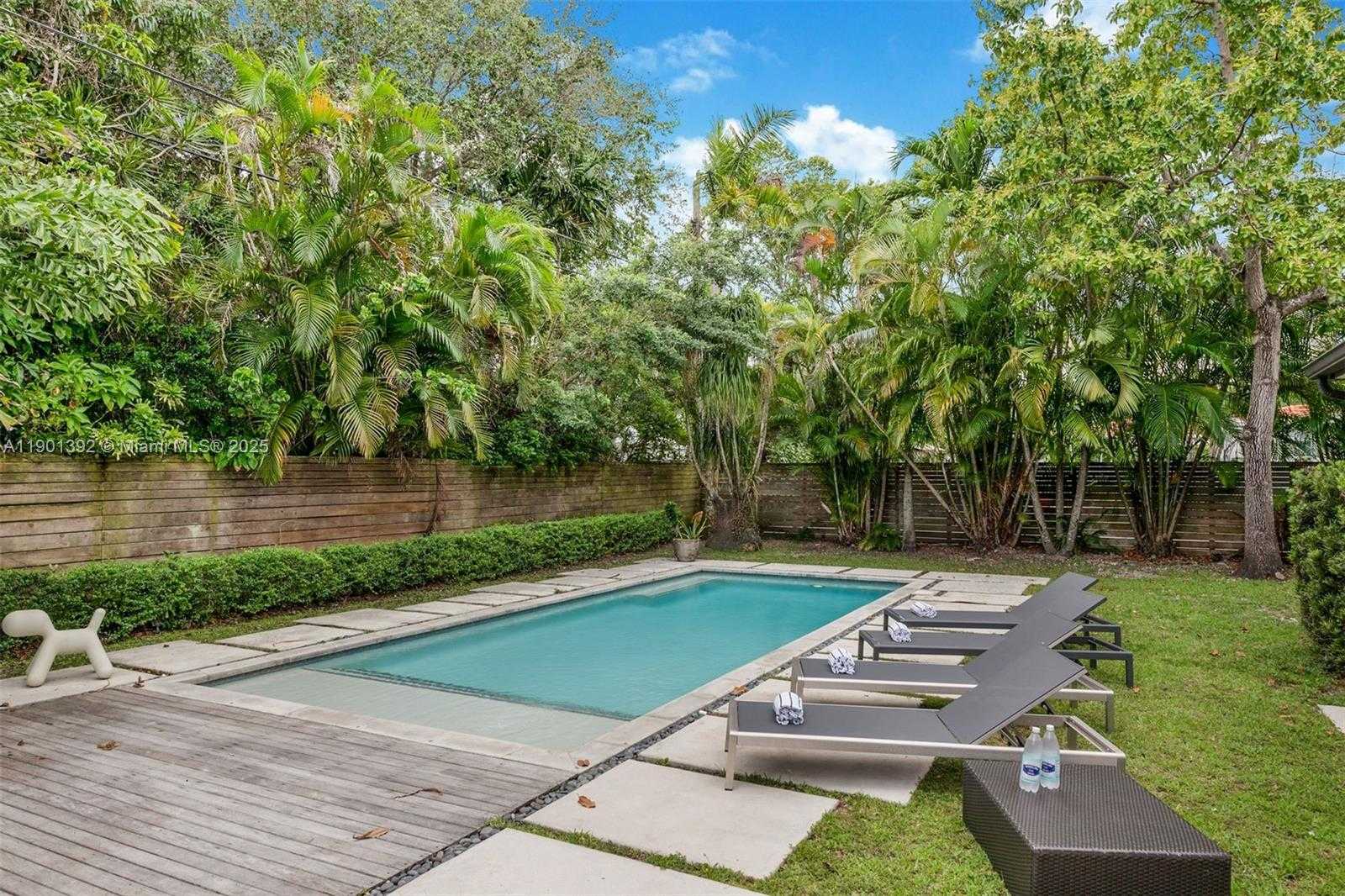 Small Image of 5800 SOUTH WEST 50TH TER, Miami Number 18