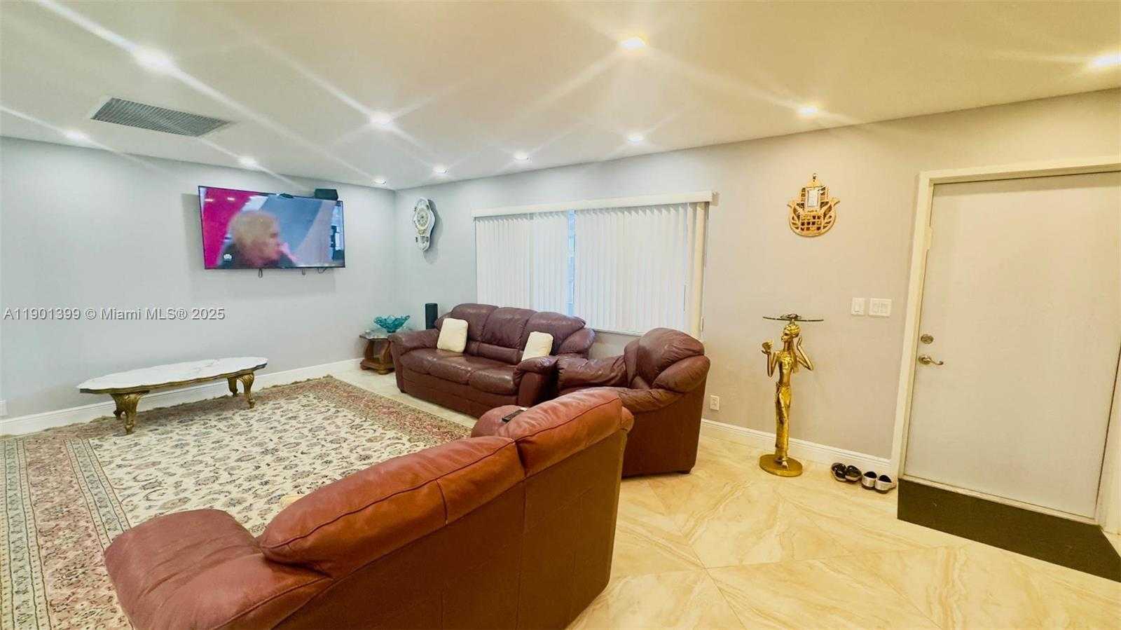 Small Image of 329 SOUTH EAST 3RD ST #502S, Hallandale Beach Number 11