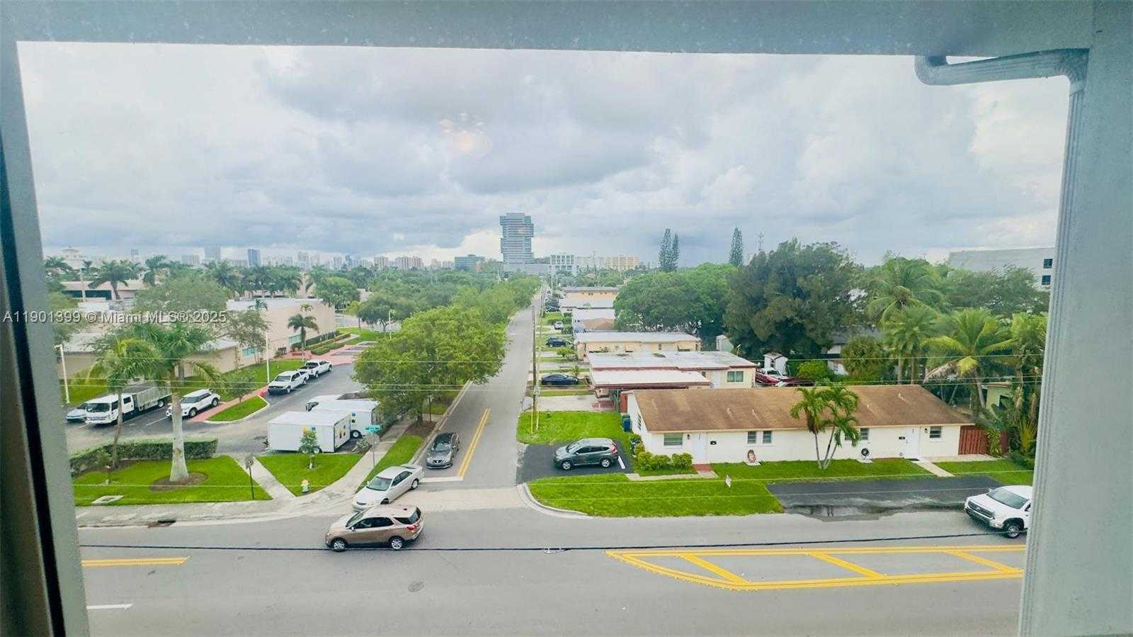 Small Image of 329 SOUTH EAST 3RD ST #502S, Hallandale Beach Number 26