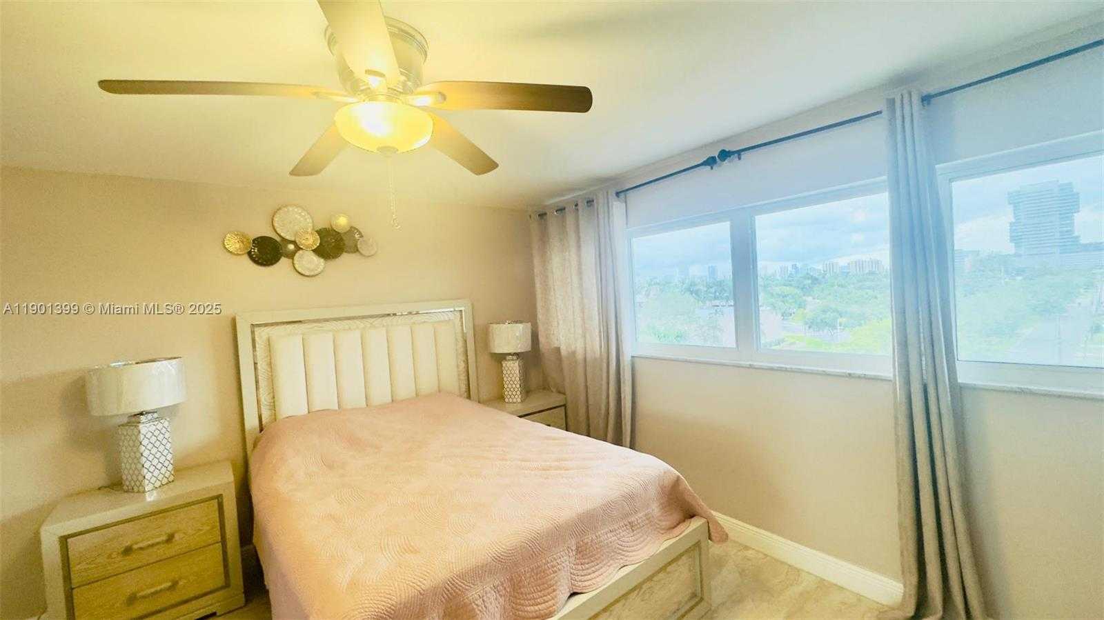 Small Image of 329 SOUTH EAST 3RD ST #502S, Hallandale Beach Number 29