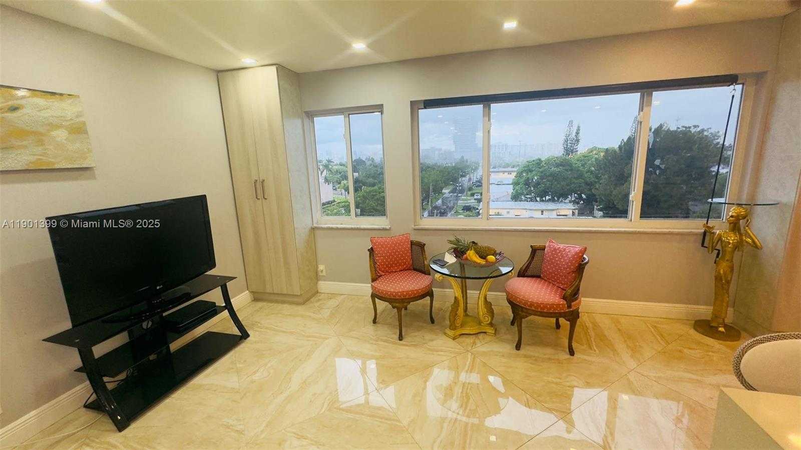 Small Image of 329 SOUTH EAST 3RD ST #502S, Hallandale Beach Number 6