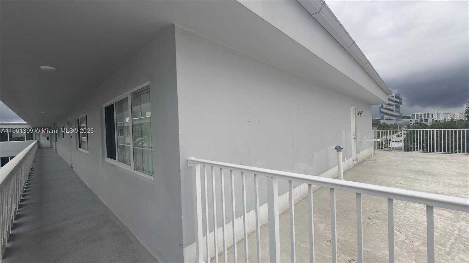 Small Image of 329 SOUTH EAST 3RD ST #502S, Hallandale Beach Number 62