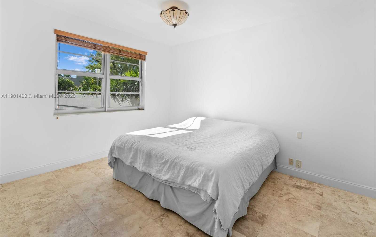 Small Image of 5 ISLAND AVE #LE, Miami Beach Number 9