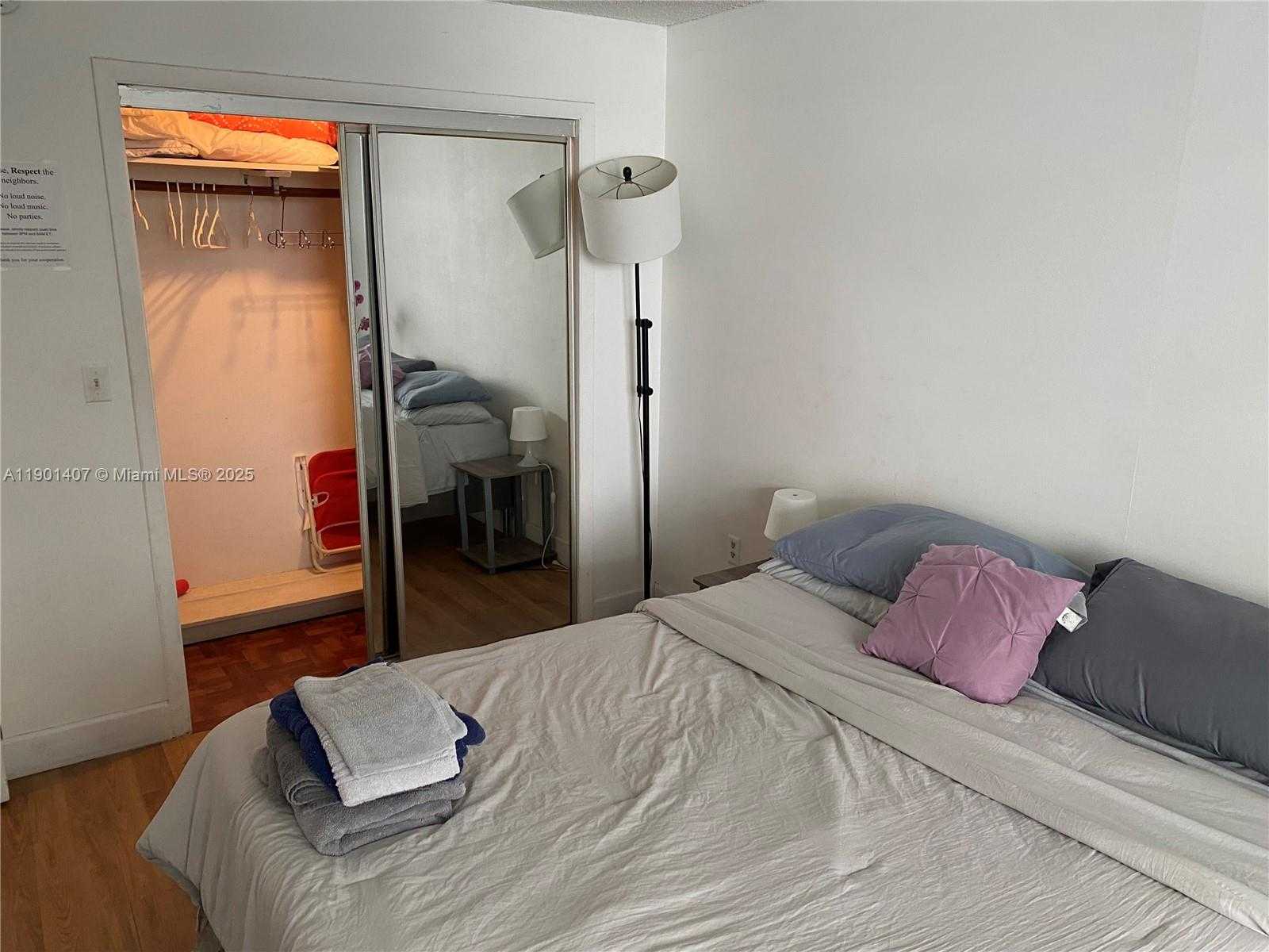 Small Image of 1732 MERIDIAN AVE #502, Miami Beach Number 12