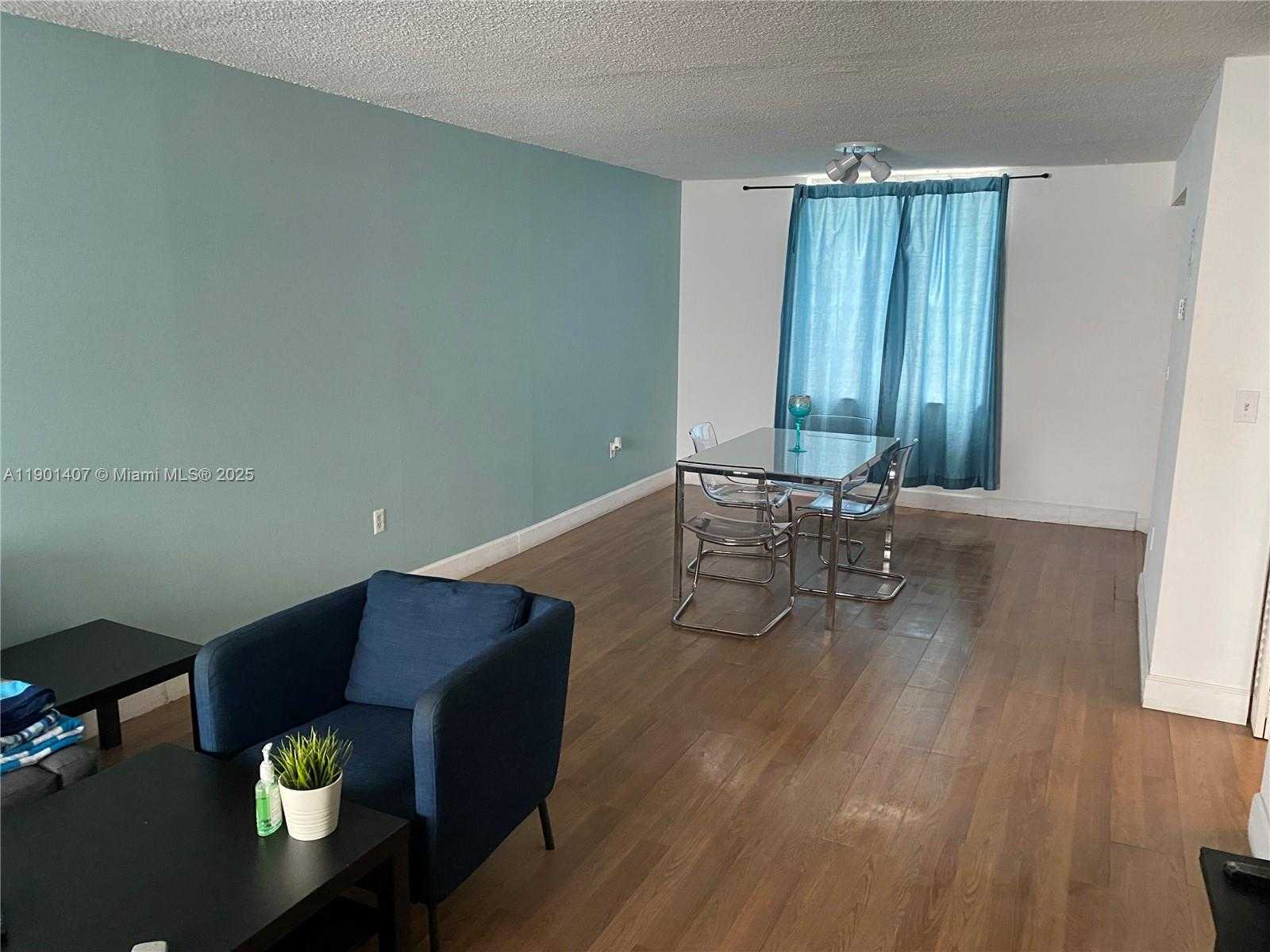 Small Image of 1732 MERIDIAN AVE #502, Miami Beach Number 18