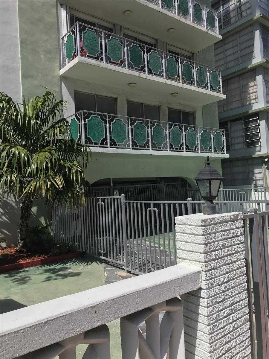 Small Image of 1732 MERIDIAN AVE #502, Miami Beach Number 25