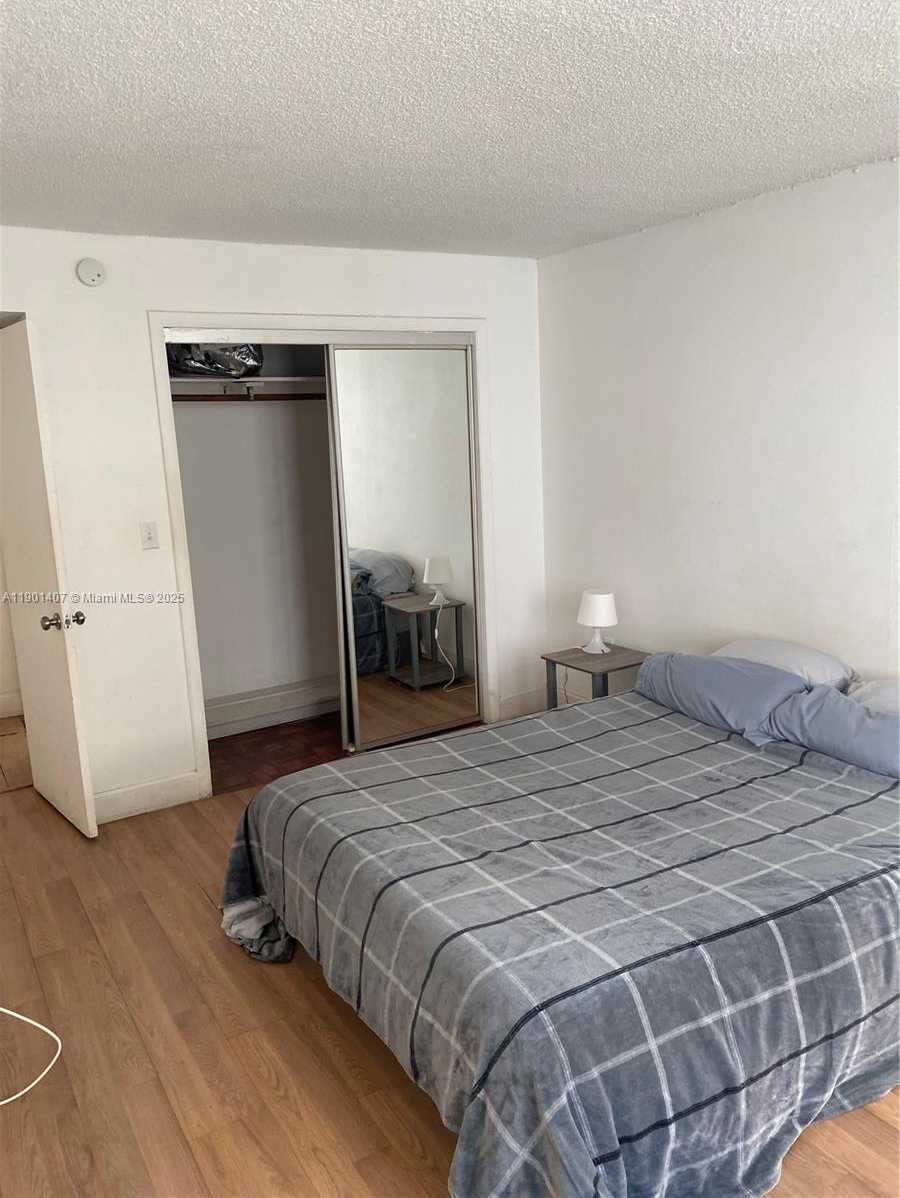 Small Image of 1732 MERIDIAN AVE #502, Miami Beach Number 8