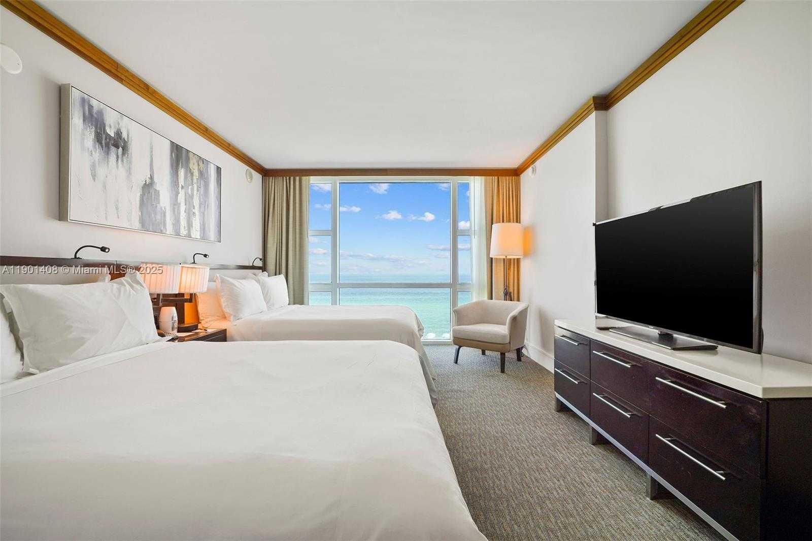 Small Image of 6801 COLLINS AVE #422, Miami Beach Number 13