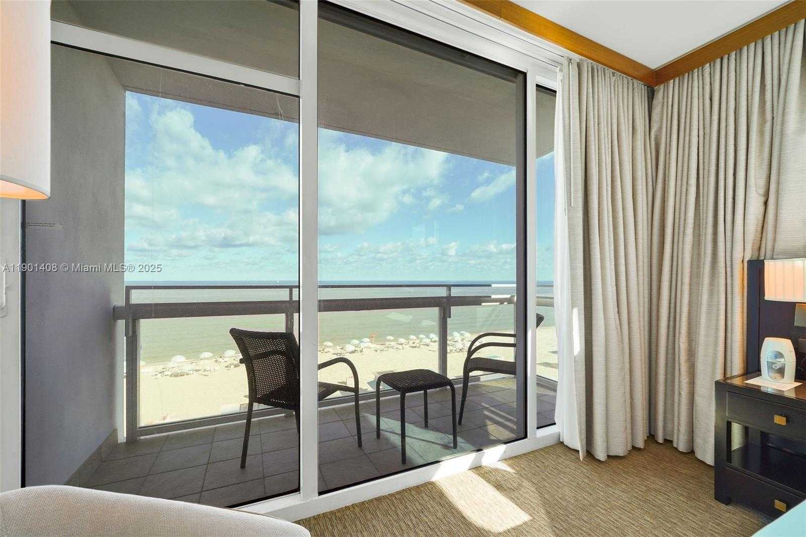Small Image of 6801 COLLINS AVE #422, Miami Beach Number 20